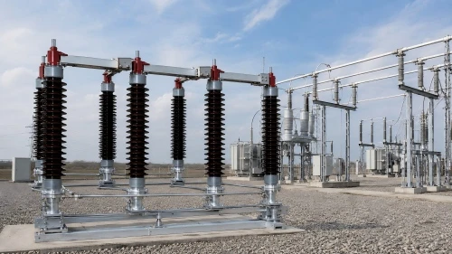 De ce sunt folosite echipamente de 126 kV într-un sistem de alimentare de 110...